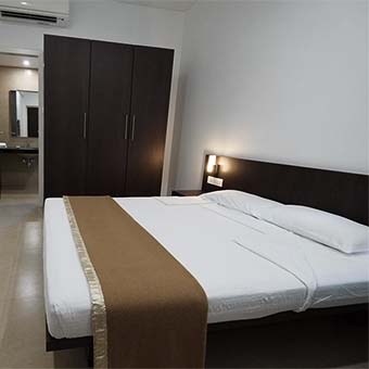 ADAS3106 Accomodation